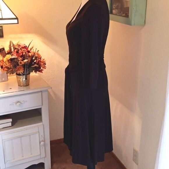 BCBGMAXAZRIA Soft Knit Dress - Picture 4 of 11